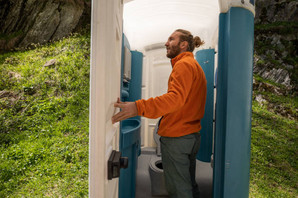 Portable Toilet Options We Offer in Corning, CA